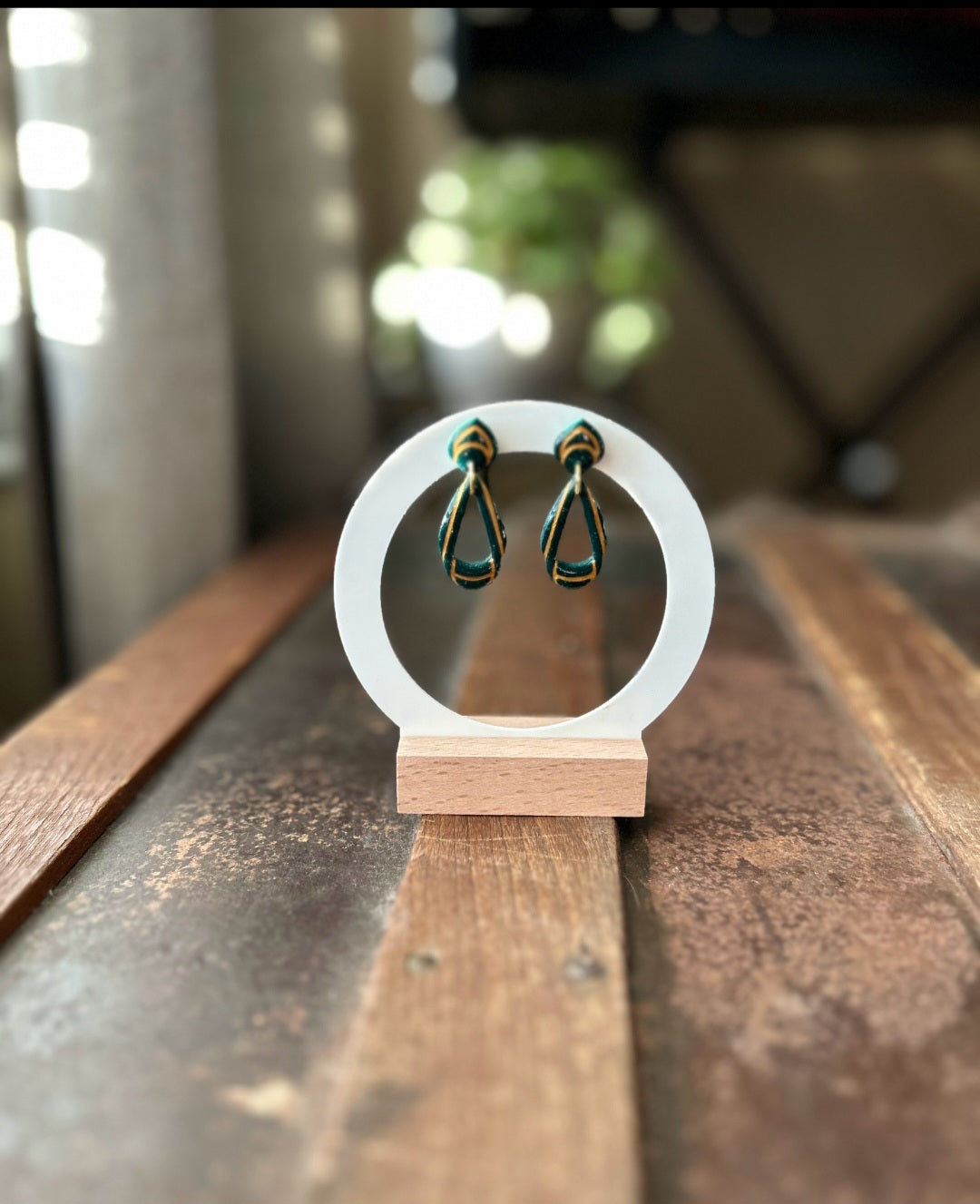 Teardrop Forest Green & Gold | Dangle Earrings