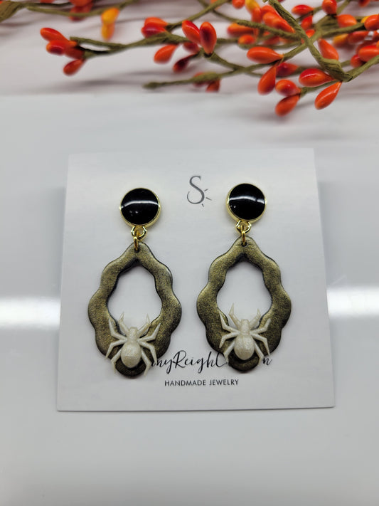 Spider Love Antique Framed | Dangle Earrings